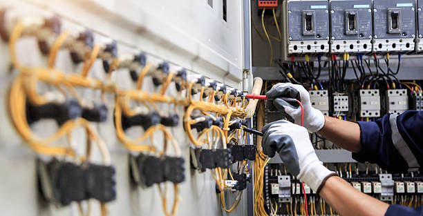 Professional Electrician technician working in Milton, FL
